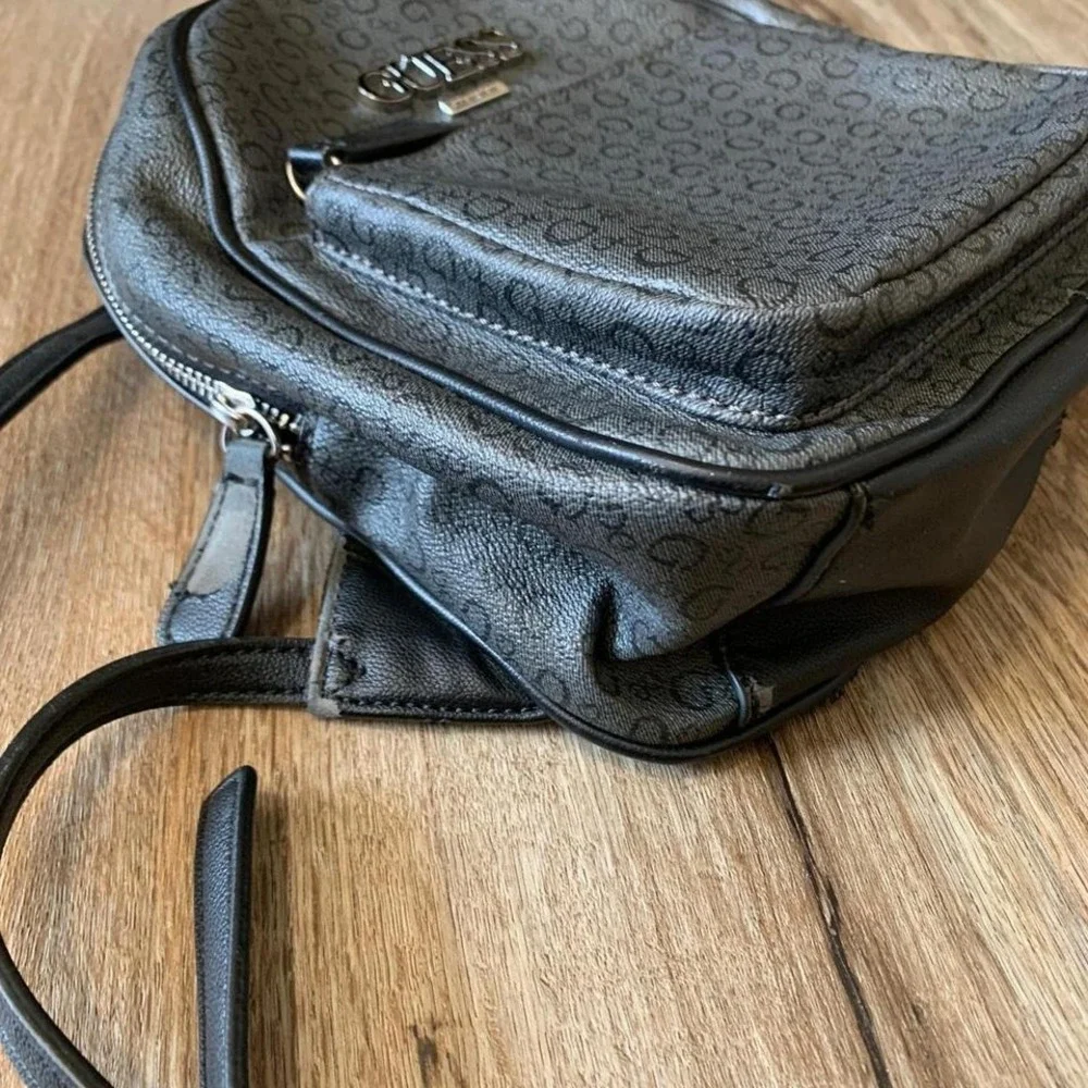 Guess *black faux